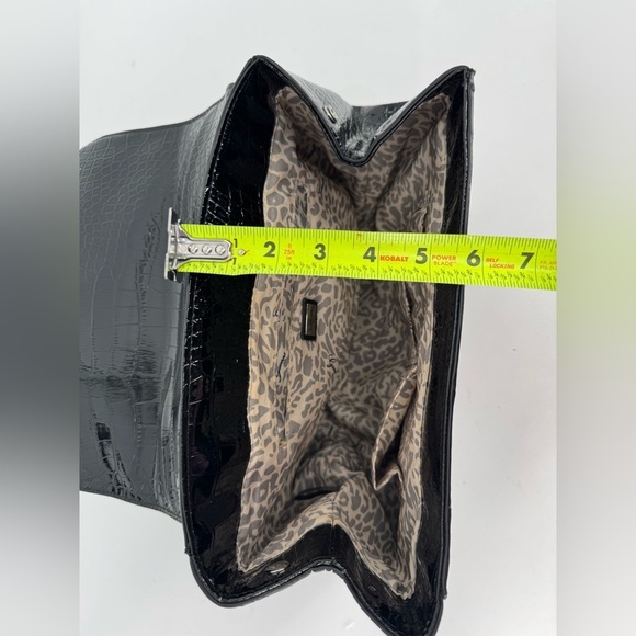 Guess Embossed Bay View Satchel Top Handle Croc Purse - Picture 13 of 15